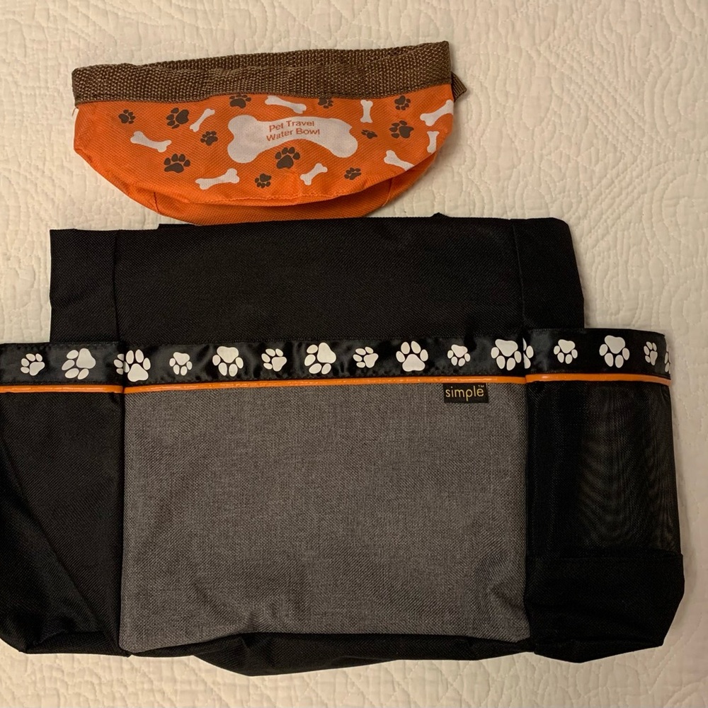 Simple Black and Gray Pet Travel Bag with Orange Accents